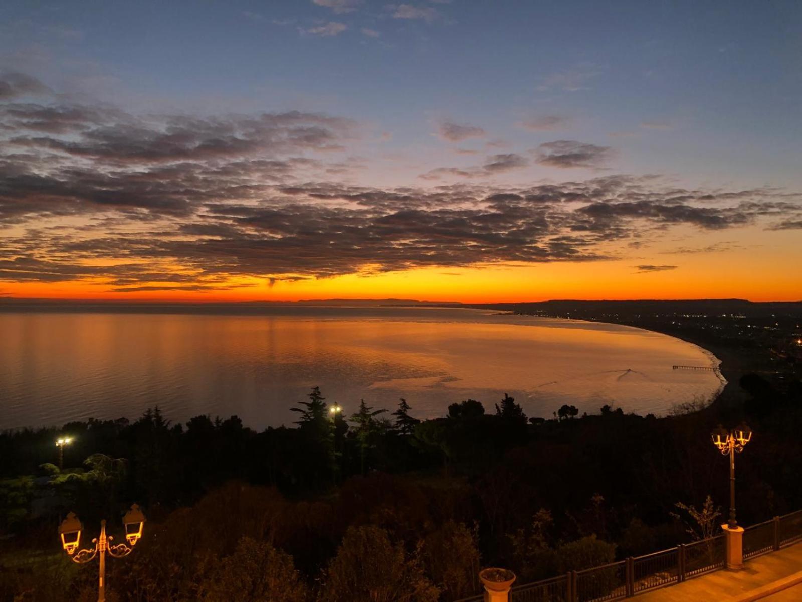Bluonly Boutique B&B Vasto Exterior photo